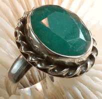 15% off Lavish green emerald gemstone